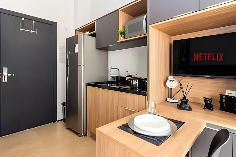 Studio 22° andar 800m Av Paulista + Skyline SP