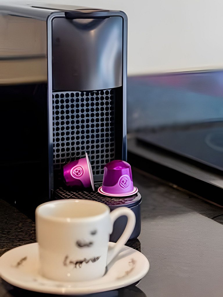 Studio metrô Oscar Freire + Piscina c/ garagem