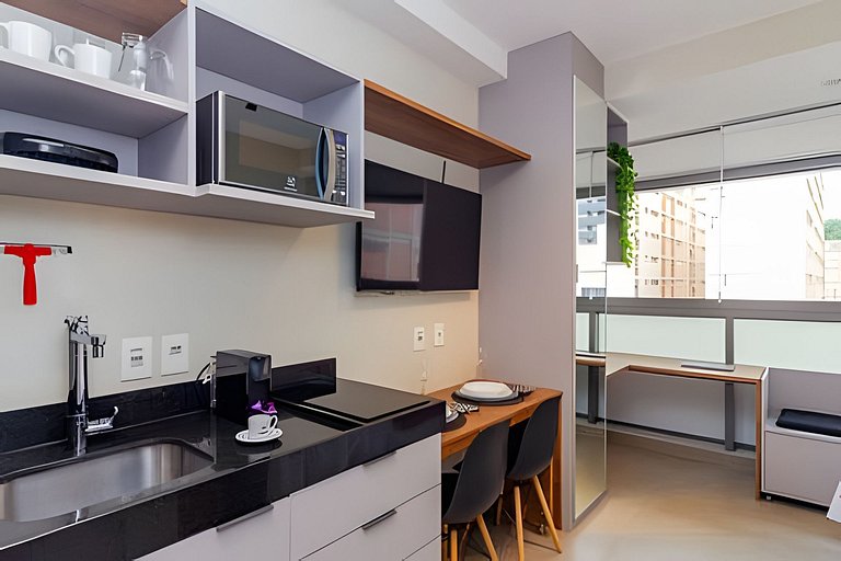 Studio metrô Oscar Freire + Piscina c/ garagem