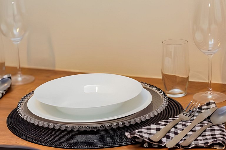 Studio metrô Oscar Freire + Piscina c/ garagem