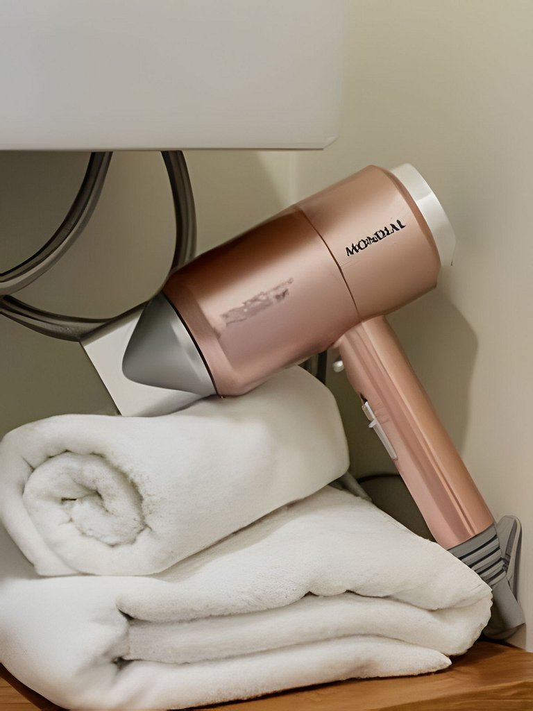 Studio metrô Oscar Freire + Piscina c/ garagem