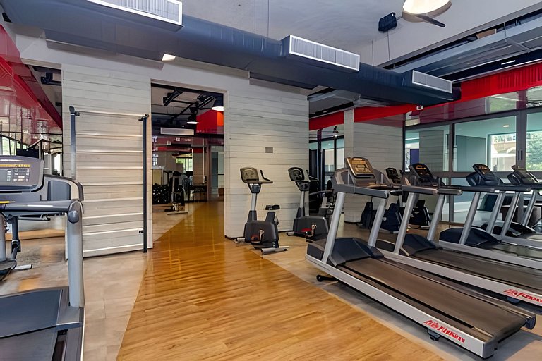 Studio metrô Oscar Freire + Piscina c/ garagem