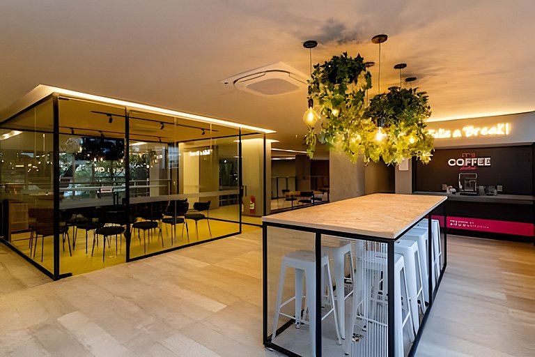 Av.Paulista | Calçada Metrô | Academia + Piscina