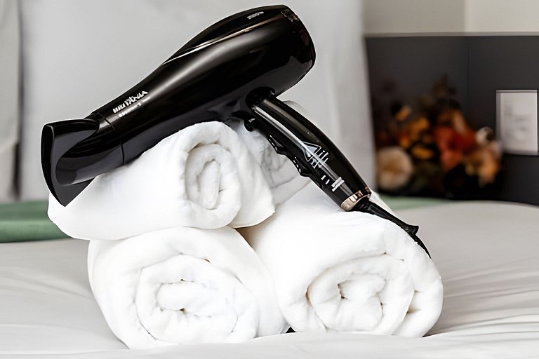 Av.Paulista| Metrô Paraíso| Garagem+ Piscina+ Pet