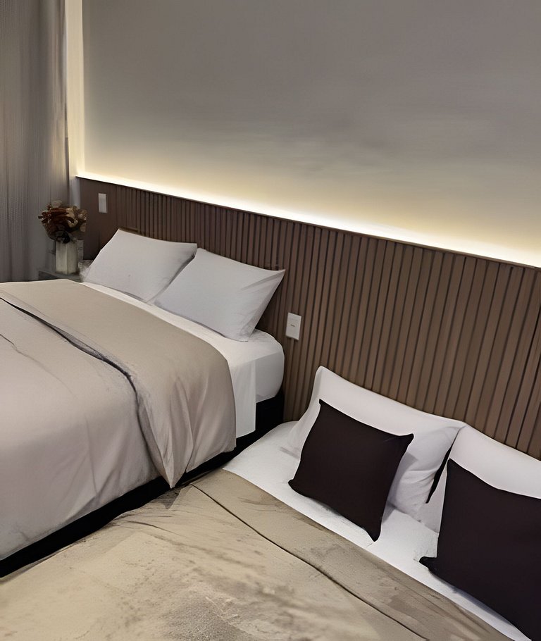 Itaim Bibi I  Cama e sofá-cama com AC + Escritório