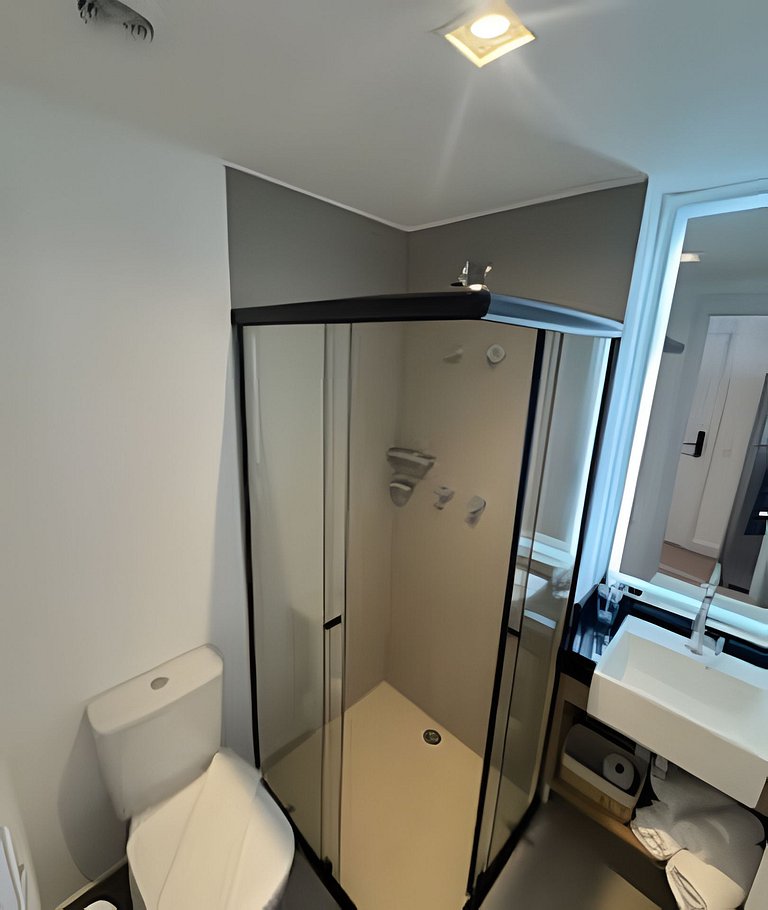 Itaim Bibi I  Cama e sofá-cama com AC + Escritório