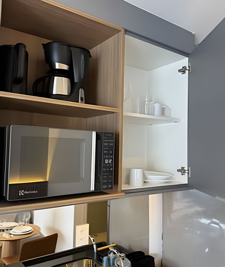 Itaim Bibi I  Cama e sofá-cama com AC + Escritório