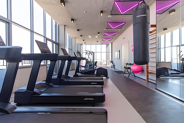 Itaim Bibi I  Cama e sofá-cama com AC + Escritório