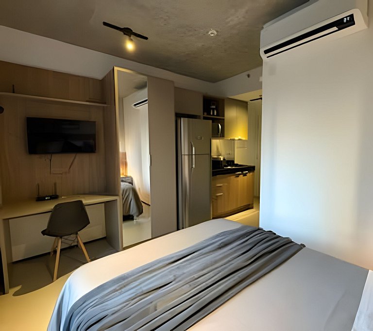 Oscar Freire | 5min metrô | AC + Academia + 300mb