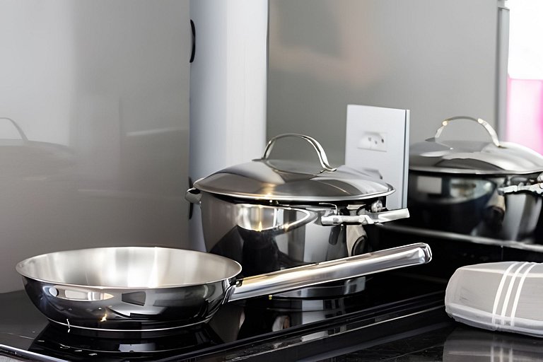 Av. Paulista I Metrô Paraiso + Piscina + Garagem