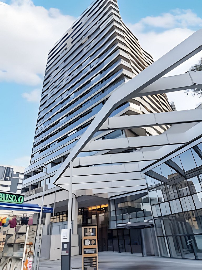 Av. Paulista I Metrô Paraiso + Piscina + Garagem