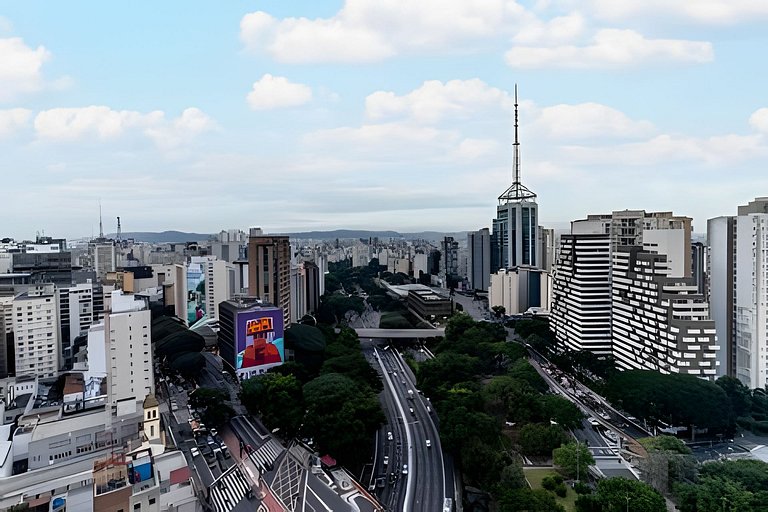Av. Paulista I Metrô Paraiso + Piscina + Garagem