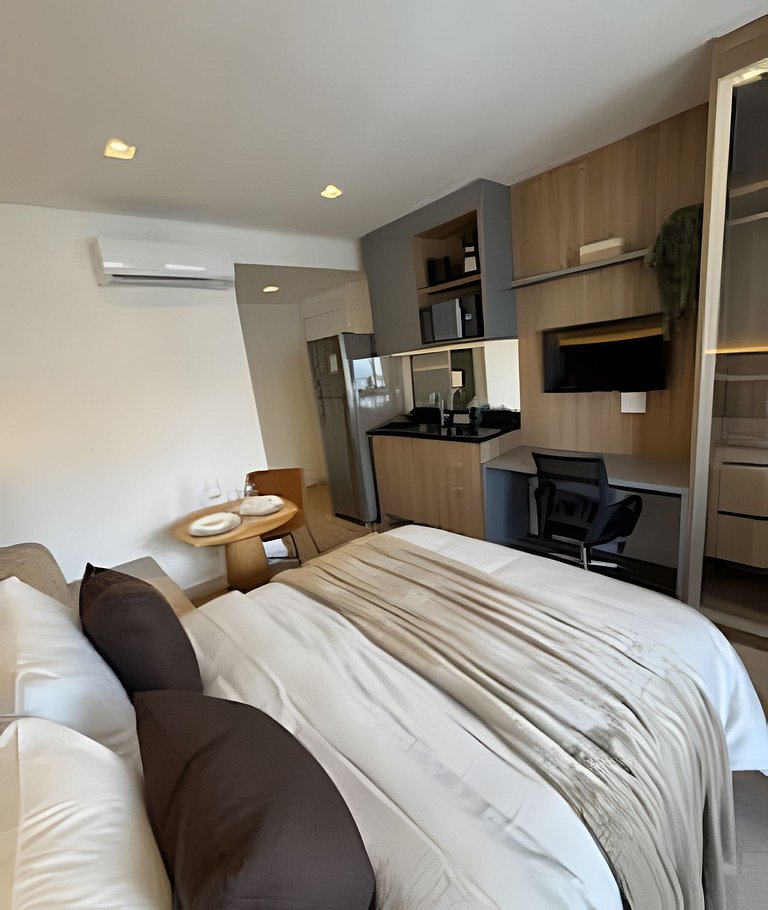 Vila Olimpia I Sofá Cama/ AC + Academia